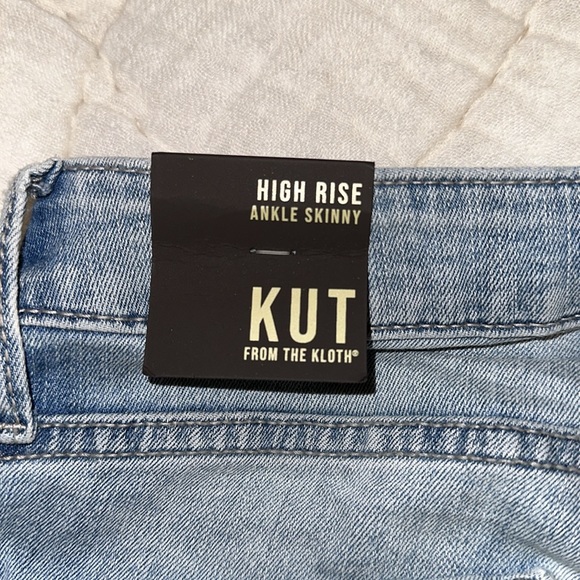 Kut from the kloth Bhody skinny high rise distressed jean - Picture 5 of 6